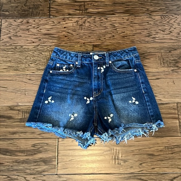 Ban Jara Embroidered Daisies Cut Off High Rise Shorts Size 1/24 - Picture 1 of 16